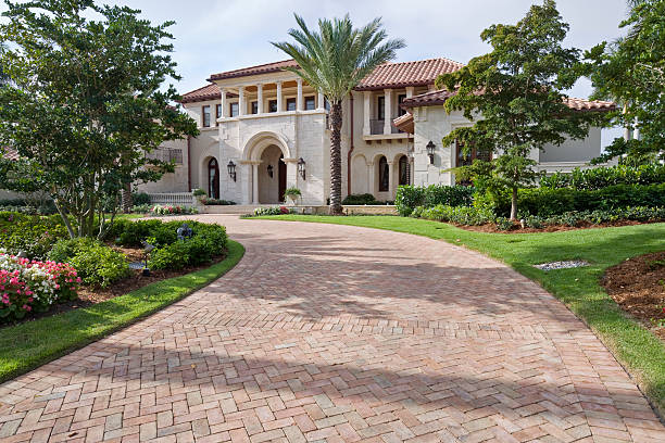 Best Interlocking Driveway Pavers  in Franklin Center, NJ